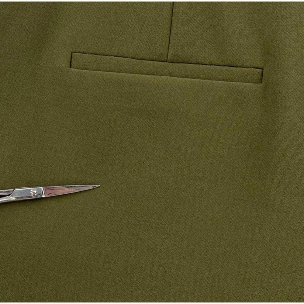 ALICE + OLIVIA Shorts Womens 6 Olive Green Cady High Waist Clean Short NWT - Picture 12 of 16